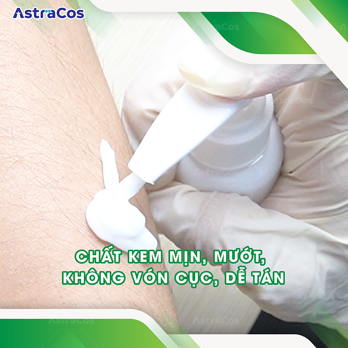 Kết cấu kem tẩy lông dạng cream mịn dễ tán và dễ rửa