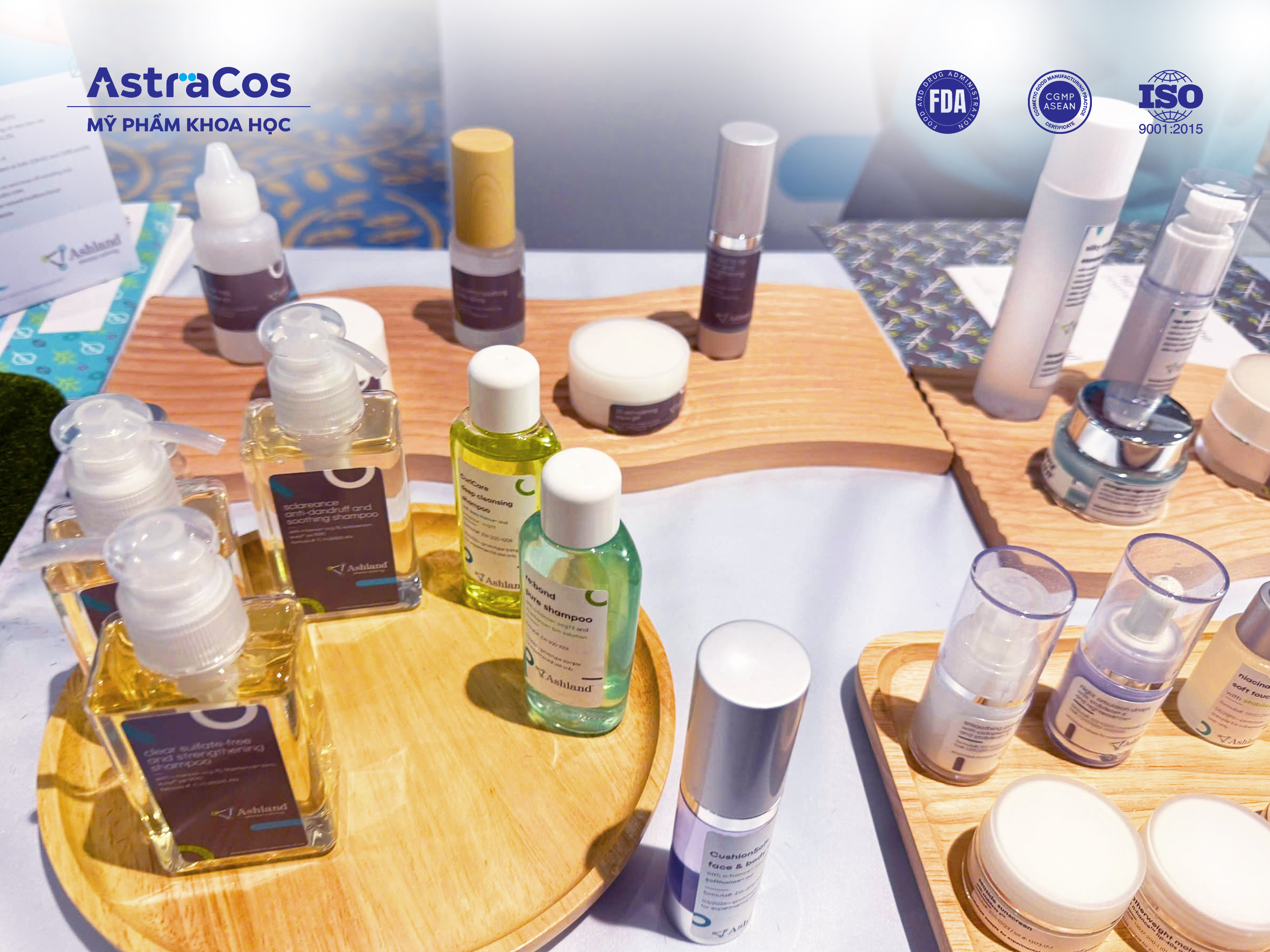 Đội ngũ R&D AstraCos cập nhật nguyên liệu mỹ phẩm mới